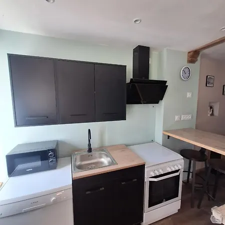 Holiday home Chez Alice Et Marcel Saint-Georges-de-Mons